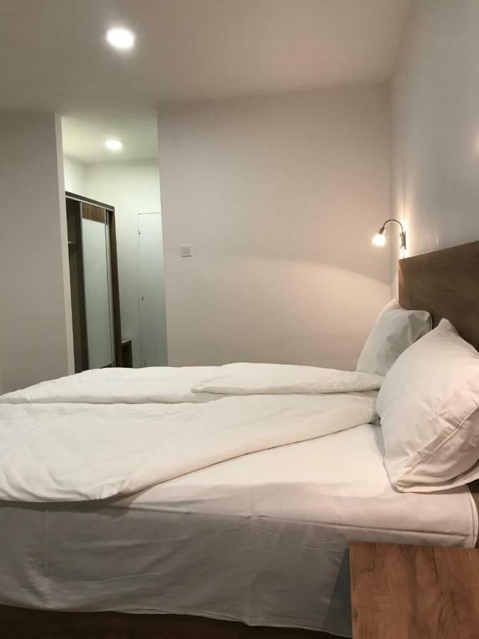 Hotel Htp Velika Plaza Ulcinj Extérieur photo